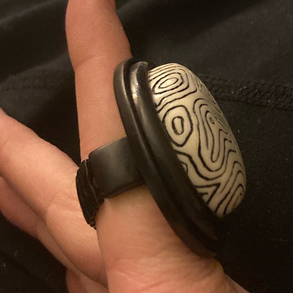 Chico’s Signed Statement Piece Stretch Ring - image 3